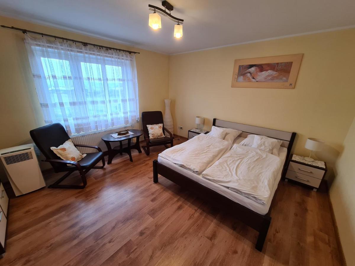 Zajazd Motel Staropolski Pyskowice Esterno foto
