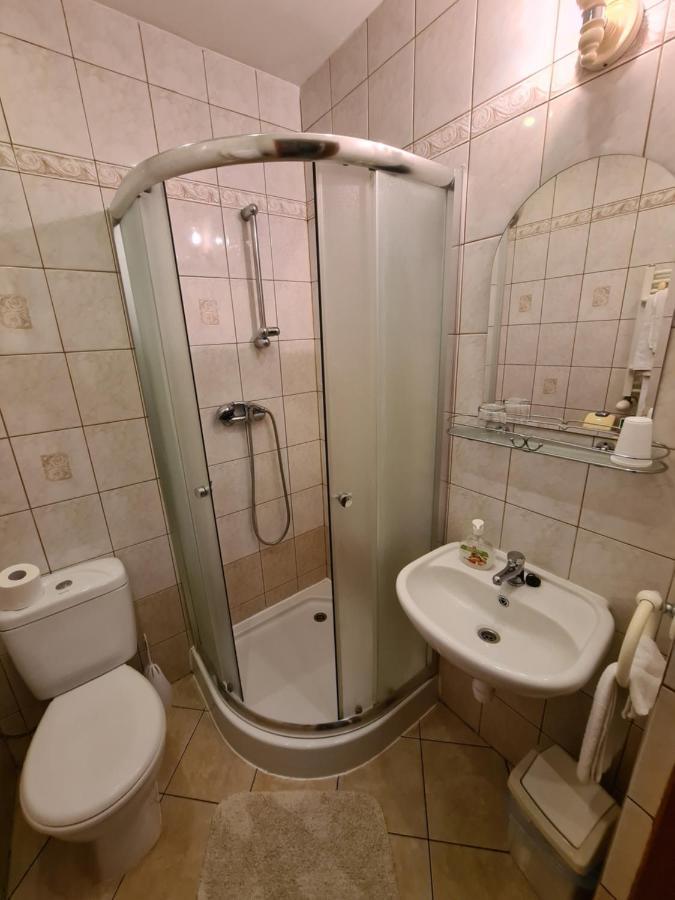 Zajazd Motel Staropolski Pyskowice Esterno foto