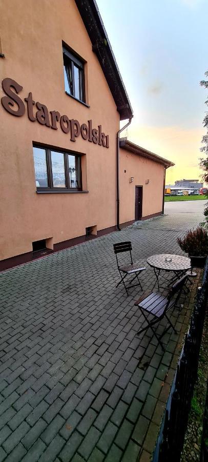 Zajazd Motel Staropolski Pyskowice Esterno foto