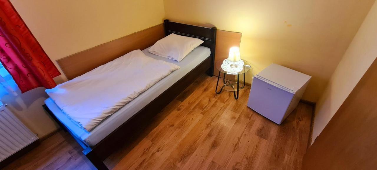Zajazd Motel Staropolski Pyskowice Esterno foto