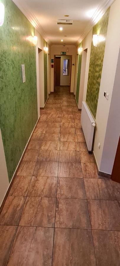 Zajazd Motel Staropolski Pyskowice Esterno foto