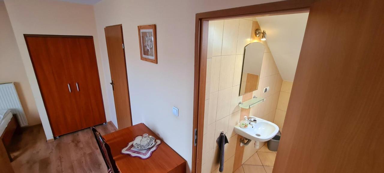 Zajazd Motel Staropolski Pyskowice Esterno foto