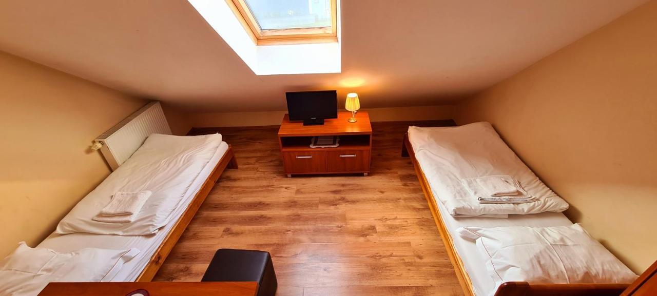 Zajazd Motel Staropolski Pyskowice Esterno foto