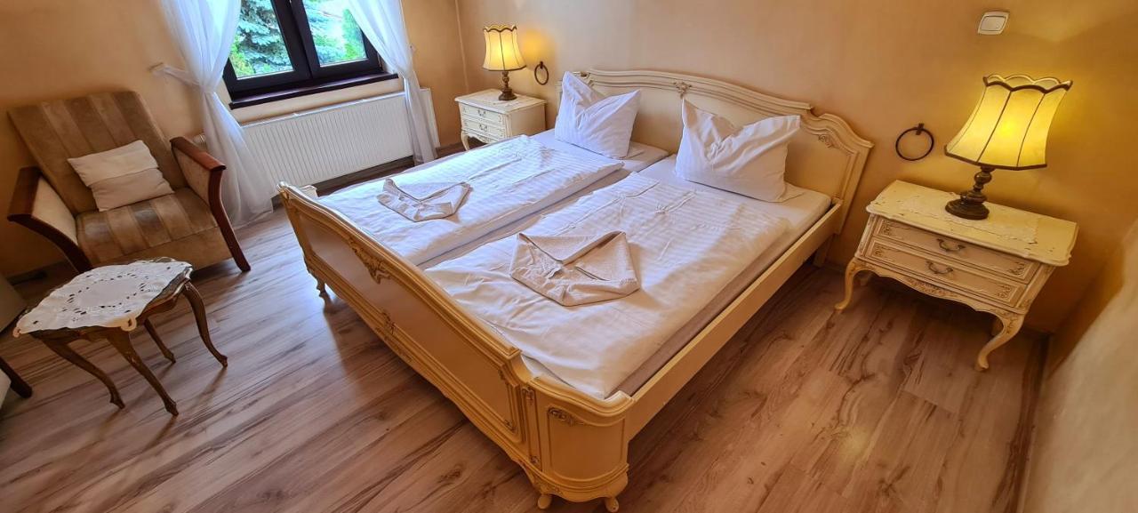 Zajazd Motel Staropolski Pyskowice Esterno foto